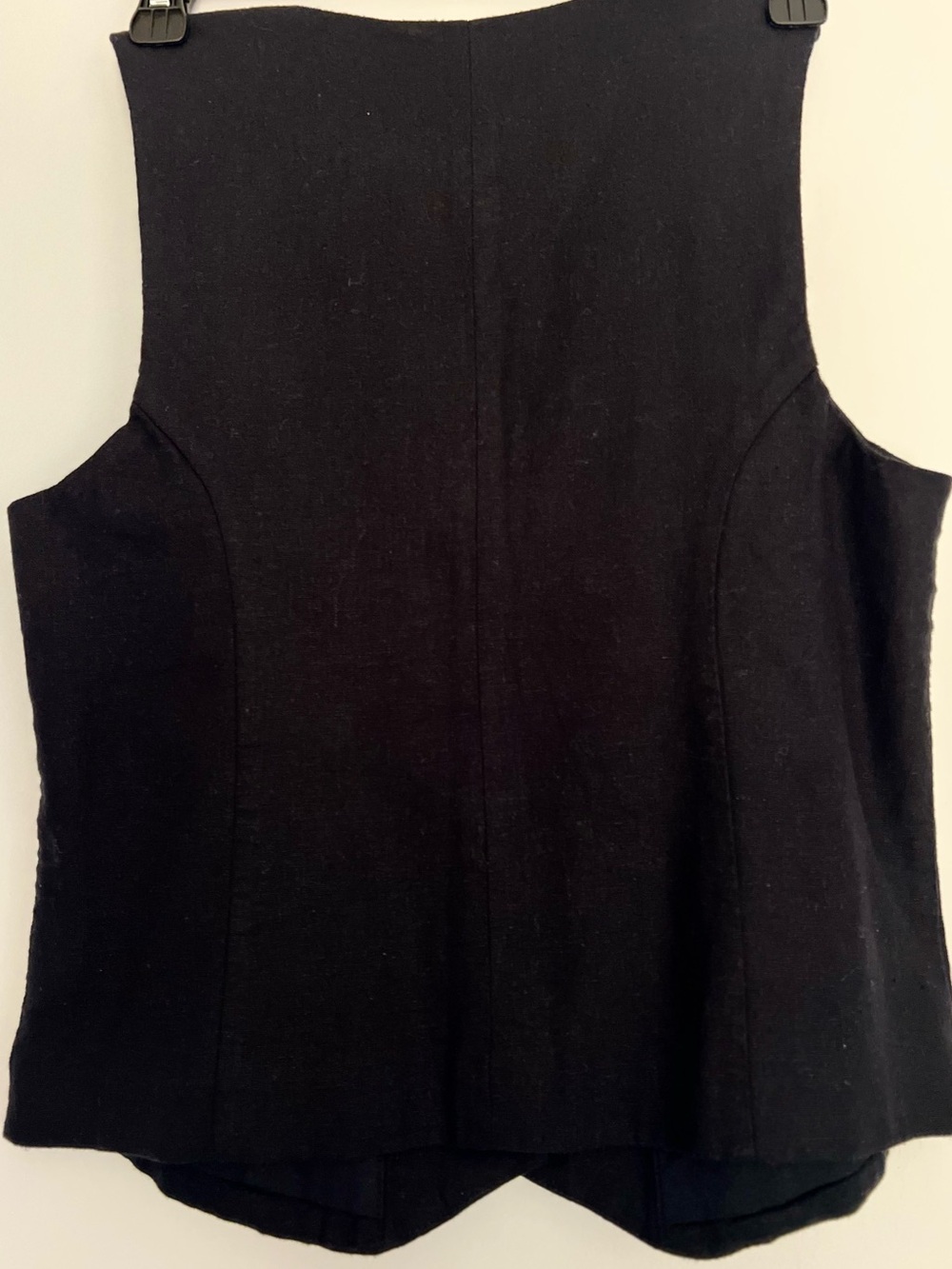 Express Tailored Linen Vest - Picture 5 of 7